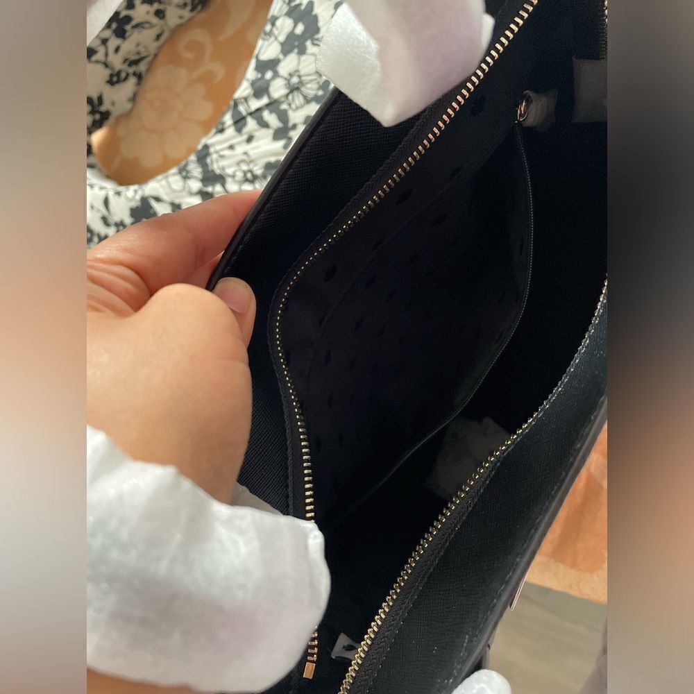 NWT Kate spade black tote - Picture 5 of 11
